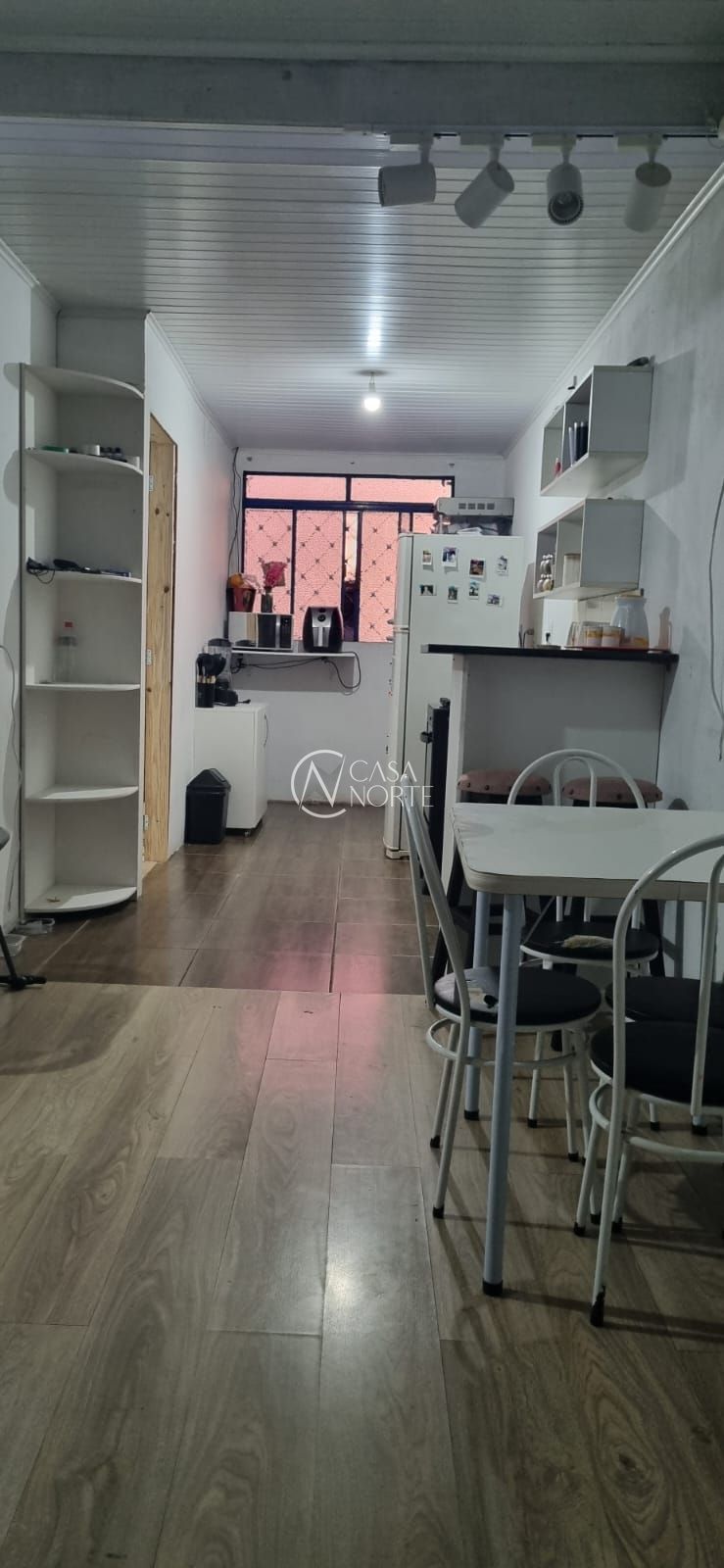 Casa à venda com 3 quartos, 84m², 2 vagas, Rua Doutor Antônio Mazzaferro Neto no bairro Hípica em Porto Alegre