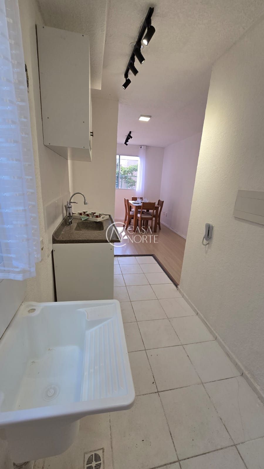 Apartamento à venda com 2 quartos, 41m², 1 vaga, Rua Sabino Pereira Nunes no bairro Restinga em Porto Alegre