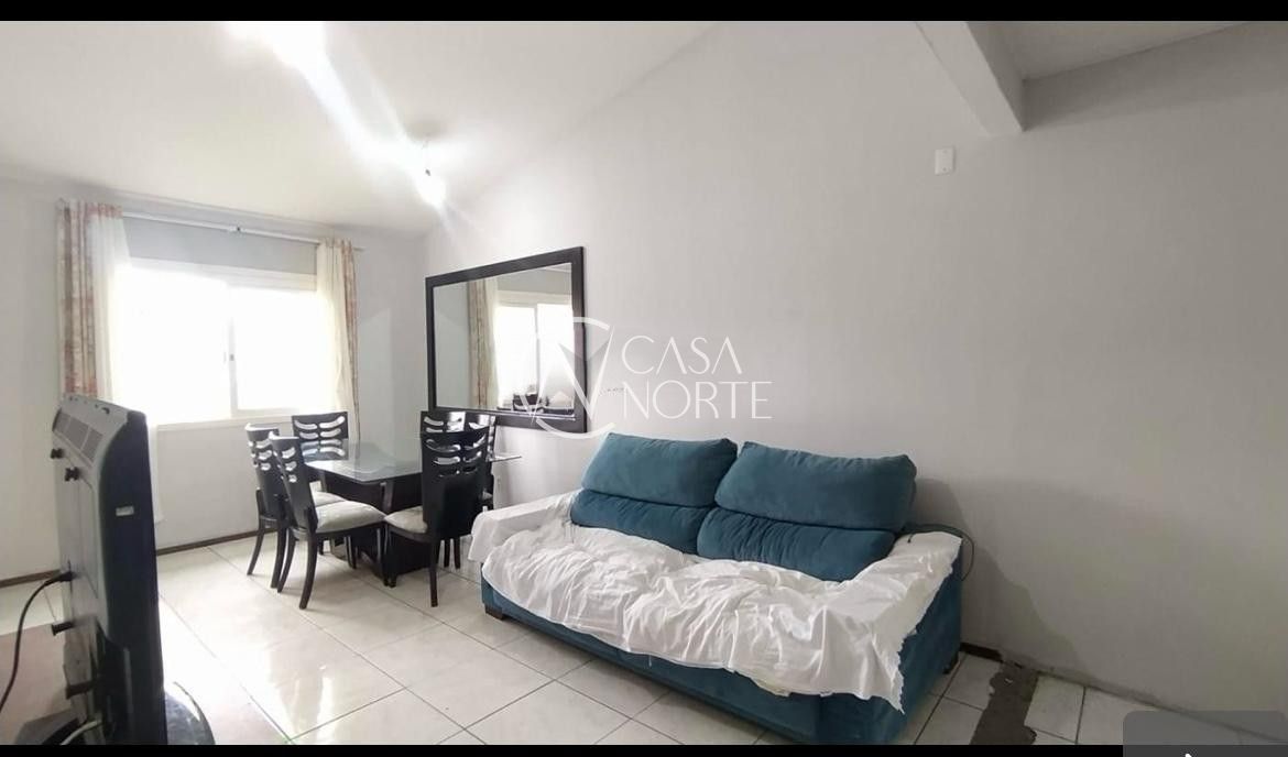 Casa à venda com 3 quartos, 57m², 2 vagas, Rua Ruth Totta no bairro Hípica em Porto Alegre