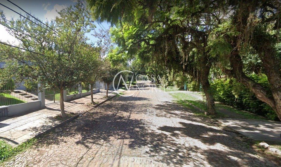 Terreno à venda  com 341m², Avenida Coronel Marcos no bairro Pedra Redonda em Porto Alegre