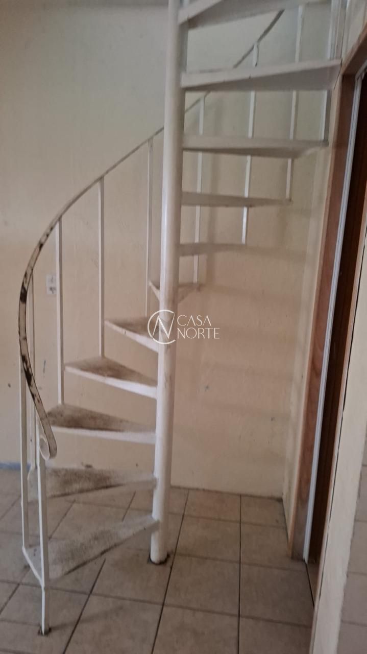 Sobrado à venda com 2 quartos, 38m², 1 vaga, Avenida João Antônio Silveira no bairro Restinga em Porto Alegre