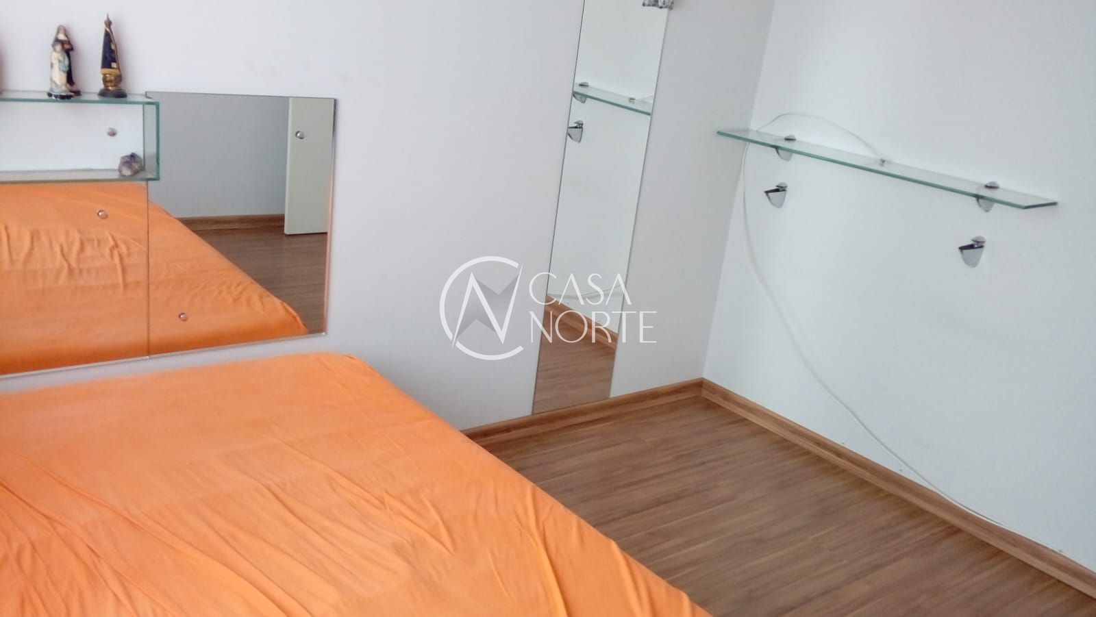 Apartamento à venda com 2 quartos, 54m², 1 vaga, Estrada Barro Vermelho no bairro Restinga em Porto Alegre