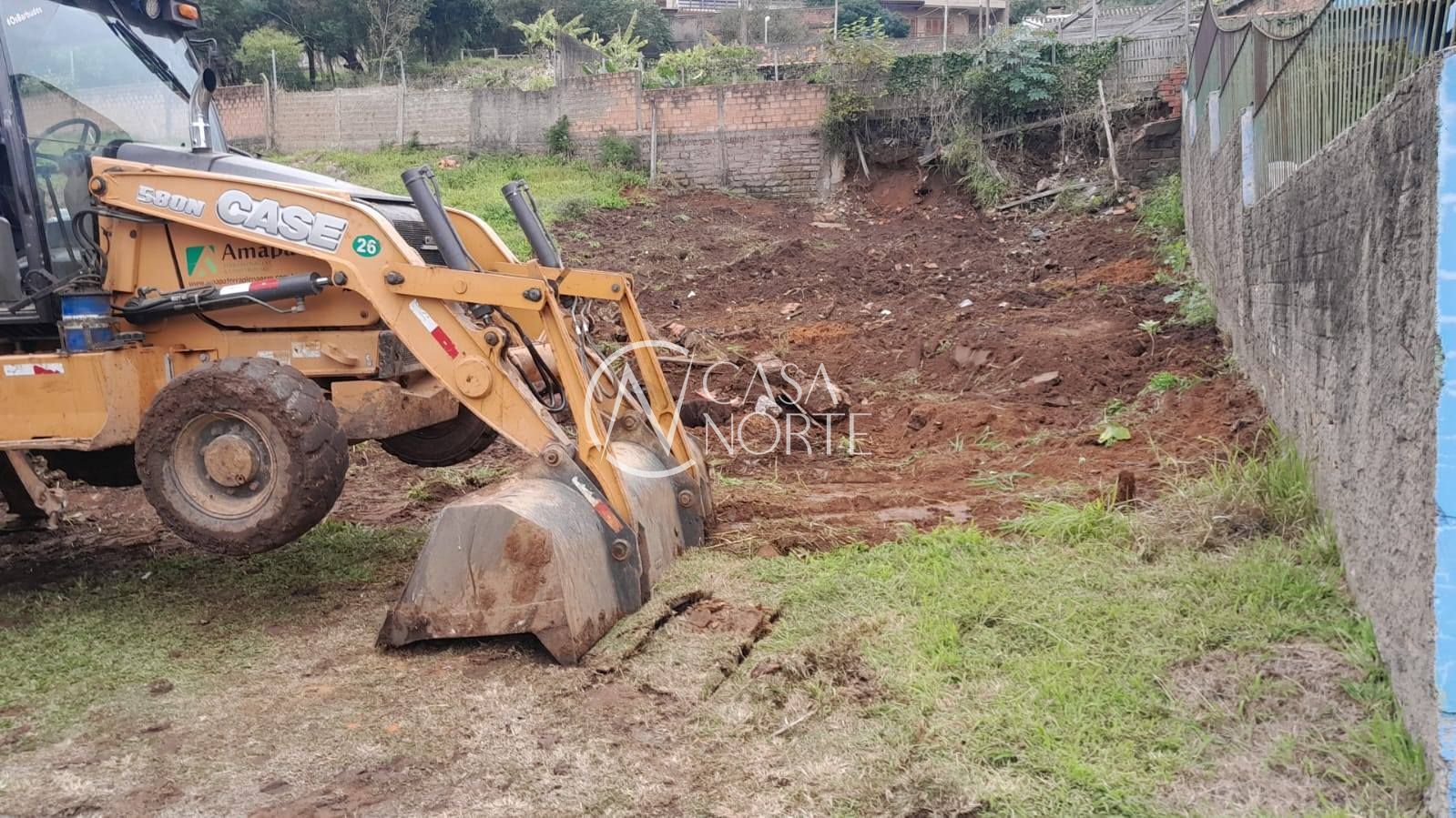 Terreno à venda  com 200m², Pedro Chaves Barcelos no bairro Vila Nova em Porto Alegre