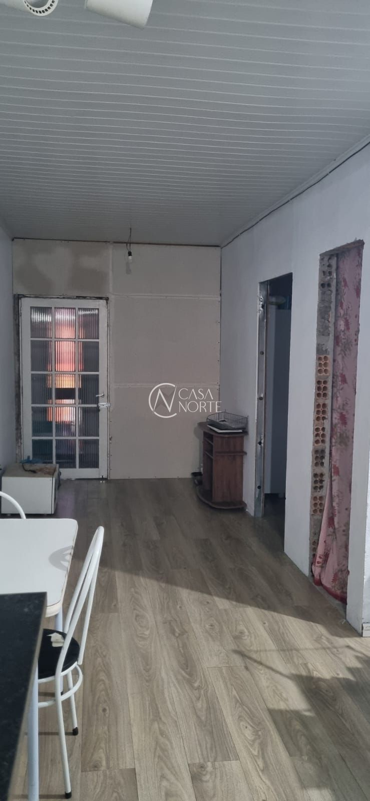 Casa à venda com 3 quartos, 84m², 2 vagas, Rua Doutor Antônio Mazzaferro Neto no bairro Hípica em Porto Alegre