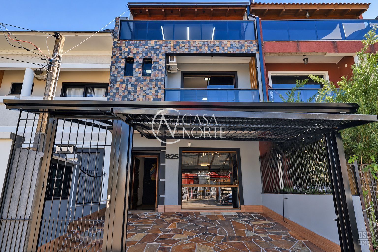 Casa à venda com 3 quartos, 133m², 1 suíte, 2 vagas, Rua Guatambu no bairro Hípica em Porto Alegre