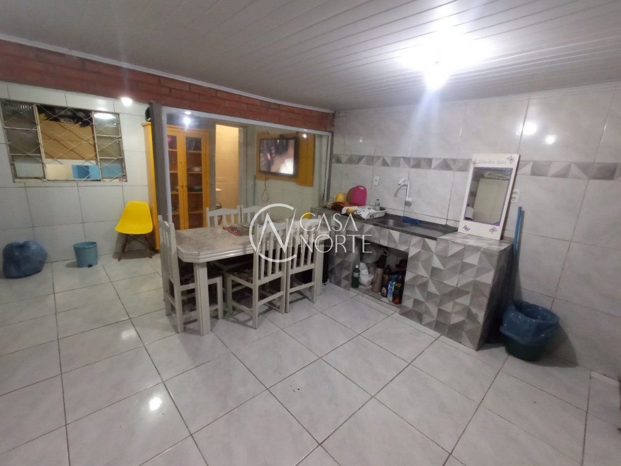 Casa à venda com 3 quartos, 86m², 1 vaga, Rua Hesiodo Andrade no bairro Hípica em Porto Alegre