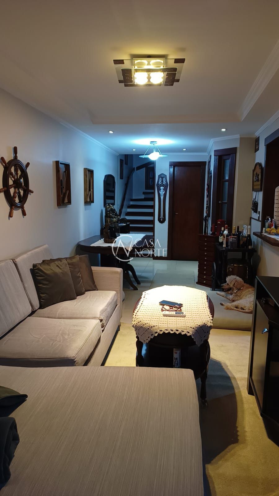 Casa à venda com 4 quartos, 144m², 2 suítes, 1 vaga, Rua Eliza Tevah no bairro Hípica em Porto Alegre