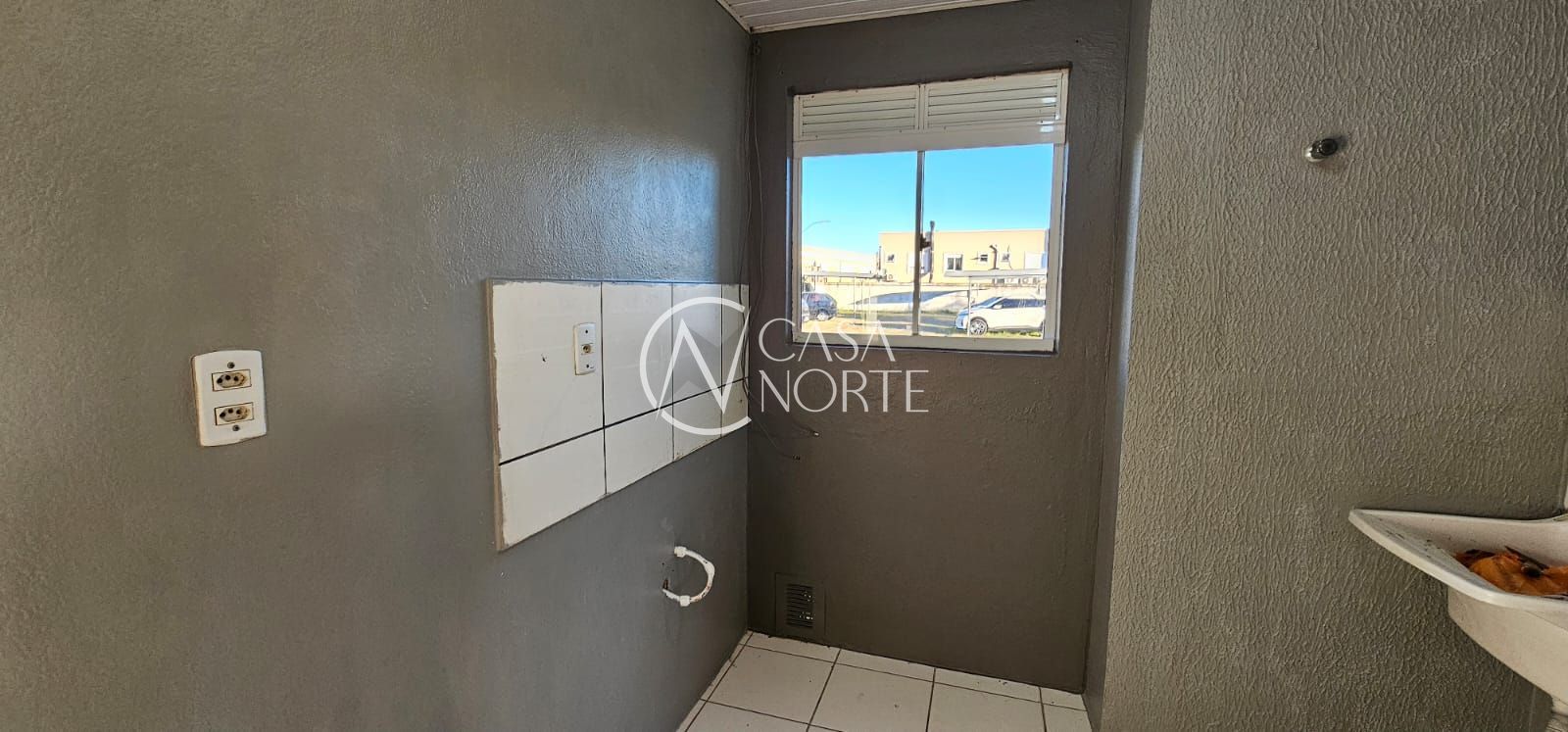 Apartamento à venda com 2 quartos, 50m², 1 vaga, Estrada Barro Vermelho no bairro Restinga em Porto Alegre