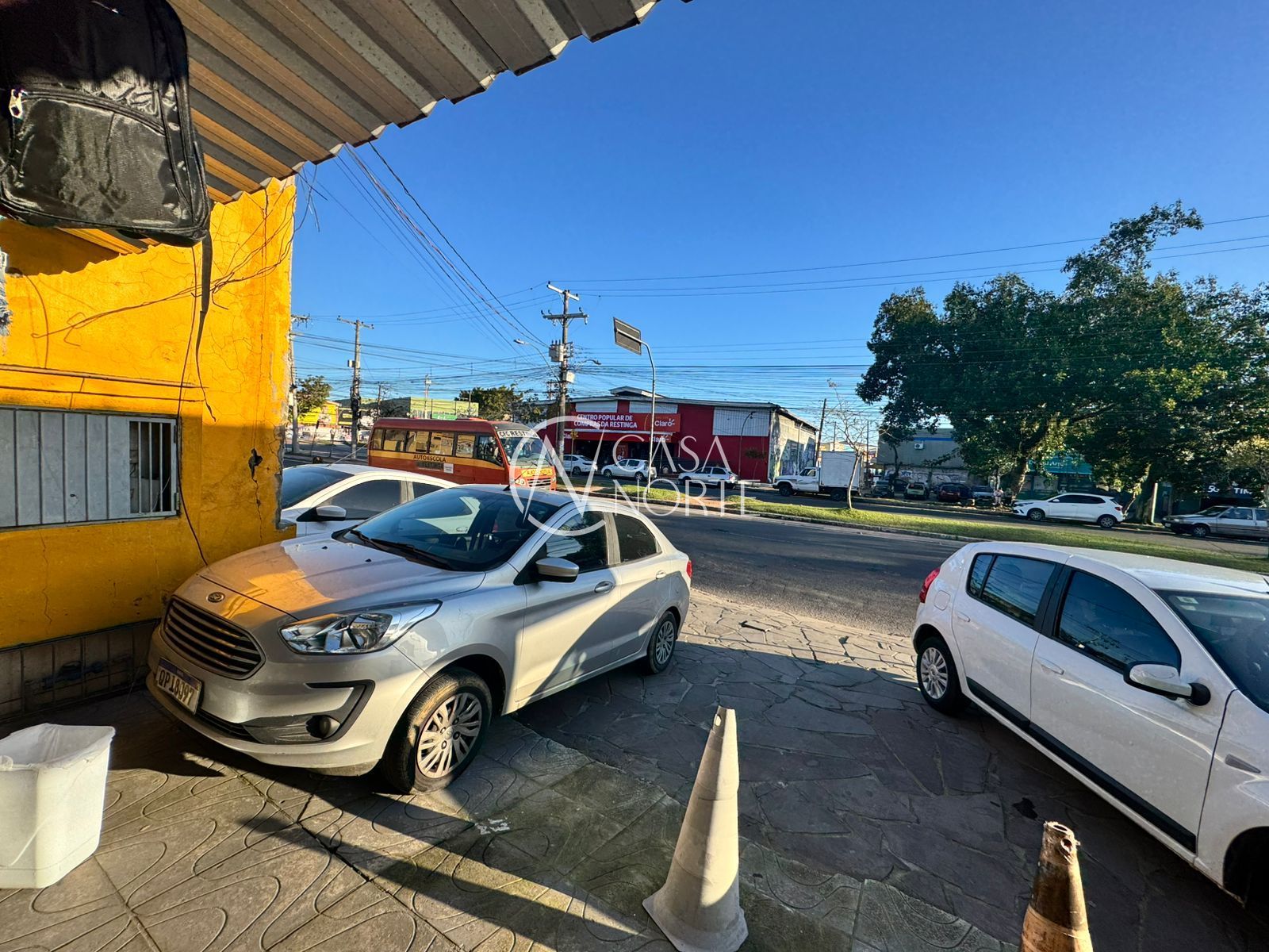 Ponto Comercial à venda , 100m², Avenida Economista Nilo Wulff no bairro Restinga em Porto Alegre