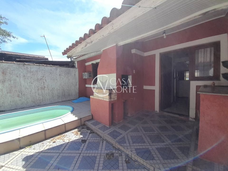 Casa à venda com 2 quartos, 51m², 1 vaga, Rua Pedro Faria no bairro Hípica em Porto Alegre