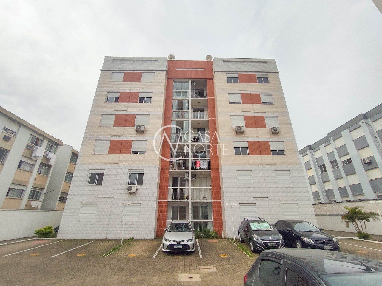 Apartamento à venda com 3 quartos, 63m², 1 suíte, 1 vaga, Rua Doutor Campos Velho no bairro Cristal em Porto Alegre