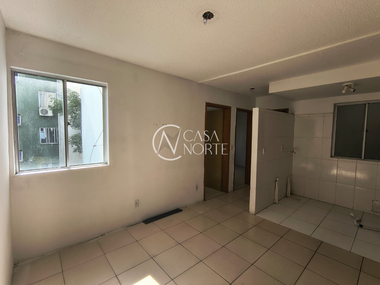 Apartamento à venda com 2 quartos, 38m², 1 vaga, Rua Capitão Pedroso no bairro Restinga em Porto Alegre