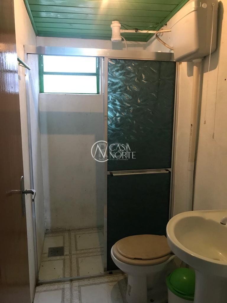 Casa à venda com 4 quartos, 109m², 2 vagas, Rua Agenor Mendes Ouriques no bairro Serraria em Porto Alegre