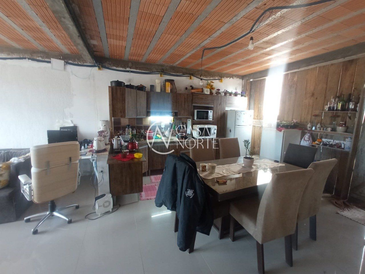 Casa à venda com 2 quartos, 69m², 1 vaga, Rua João do Couto no bairro Belém Velho em Porto Alegre