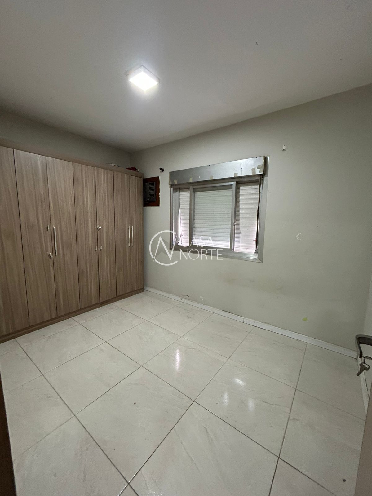 Apartamento à venda com 2 quartos, 45m², Rua David Cherman no bairro Restinga em Porto Alegre