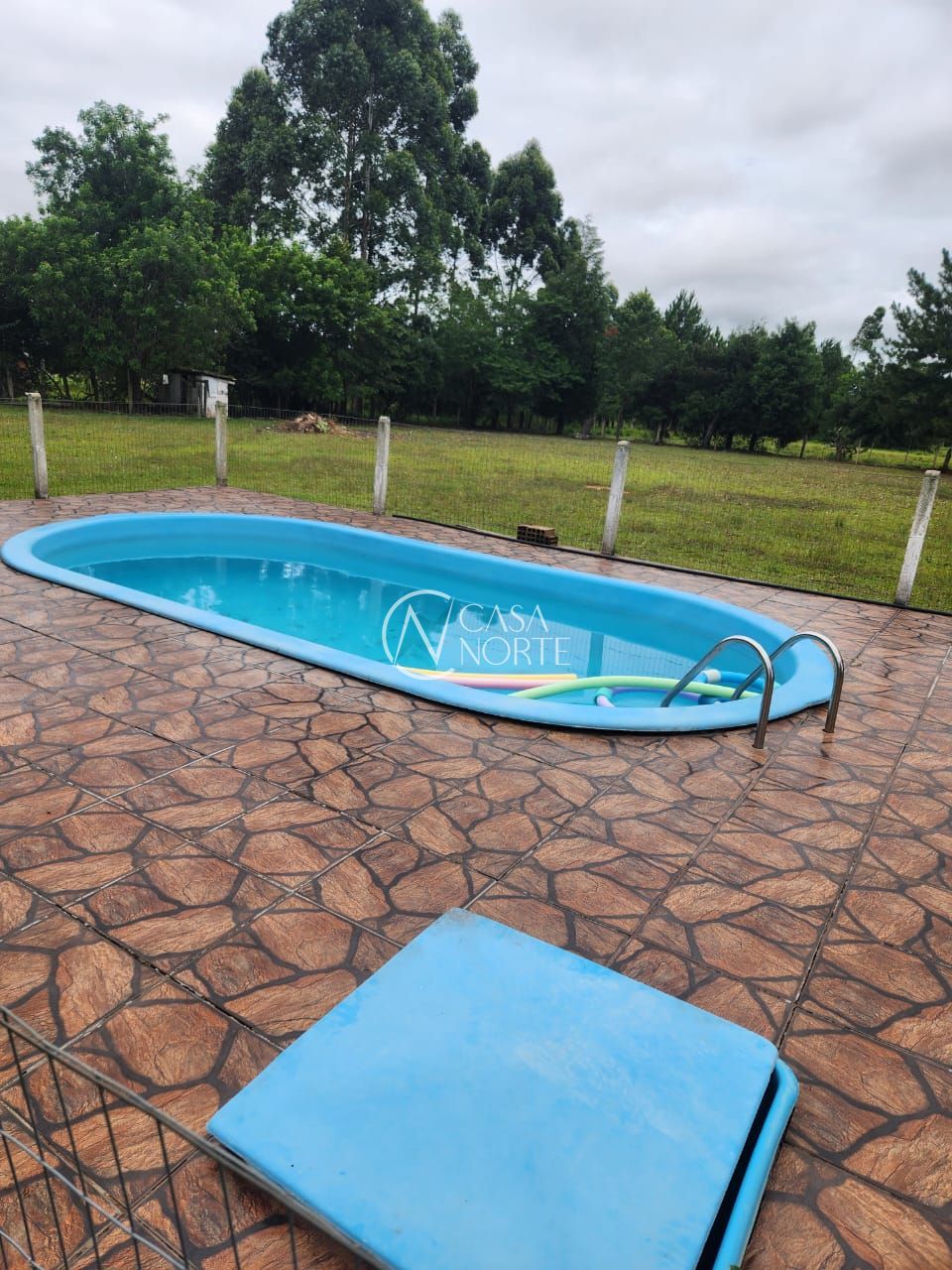 Sítio à venda com 3 quartos com 4000m², 3 vagas, Beco do Ricardinho no bairro Zona Rural em Porto Alegre