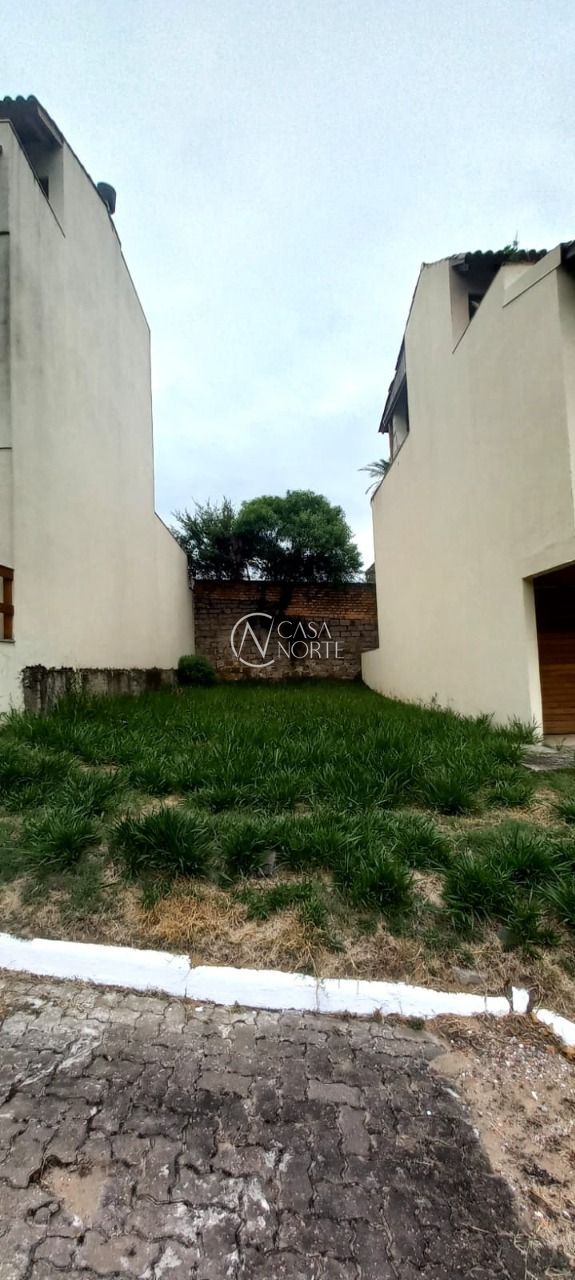 Terreno à venda  com 217m², Rua Alcebíades Antônio dos Santos no bairro Nonoai em Porto Alegre