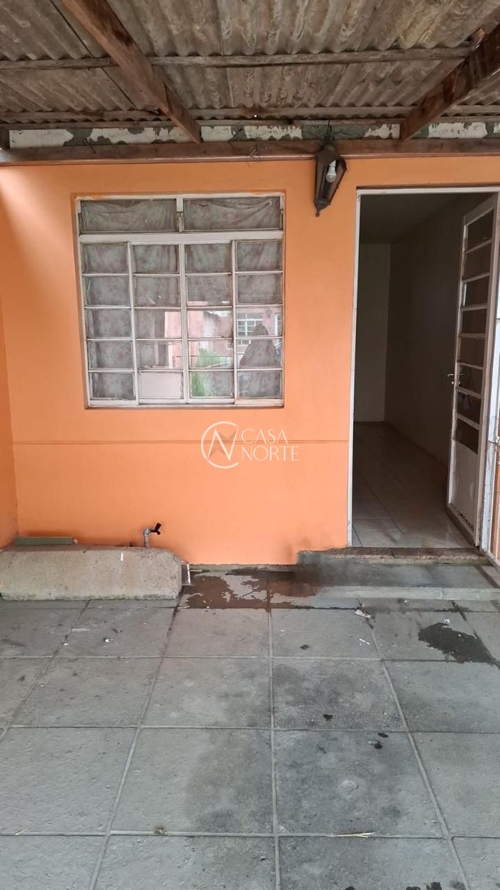 Sobrado à venda com 2 quartos, 38m², 1 vaga, Avenida João Antônio Silveira no bairro Restinga em Porto Alegre