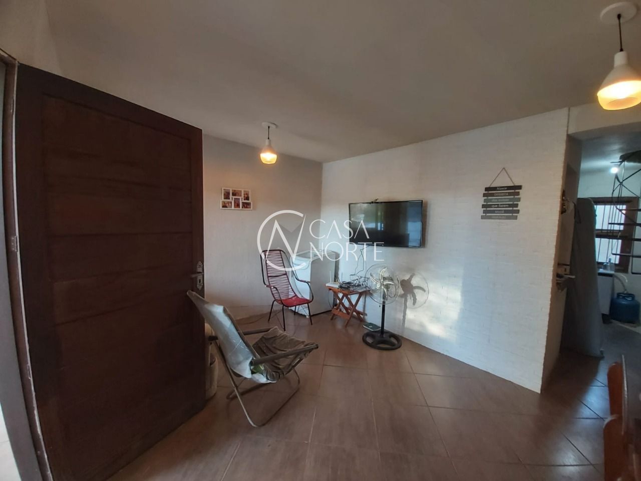 Casa à venda com 2 quartos, 100m², 1 suíte, 2 vagas, Rua Mário Vieira Marques no bairro Hípica em Porto Alegre