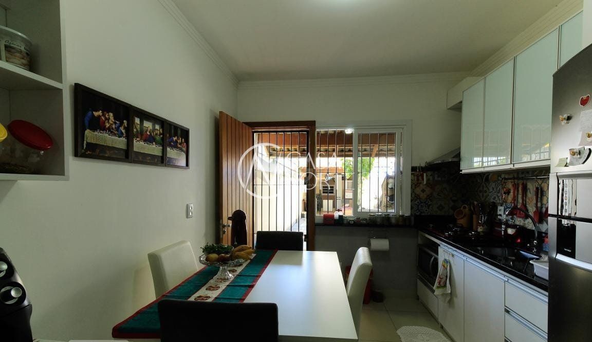 Casa à venda com 2 quartos, 80m², 1 suíte, 2 vagas, Rua Ernesto Porfírio dos Reis no bairro Aberta dos Morros em Porto Alegre