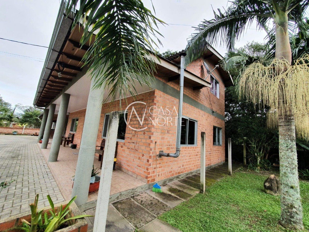 Sítio à venda com 3 quartos, 254m², 1 suíte, 15 vagas, Rua dos Araças no bairro São Caetano em Porto Alegre