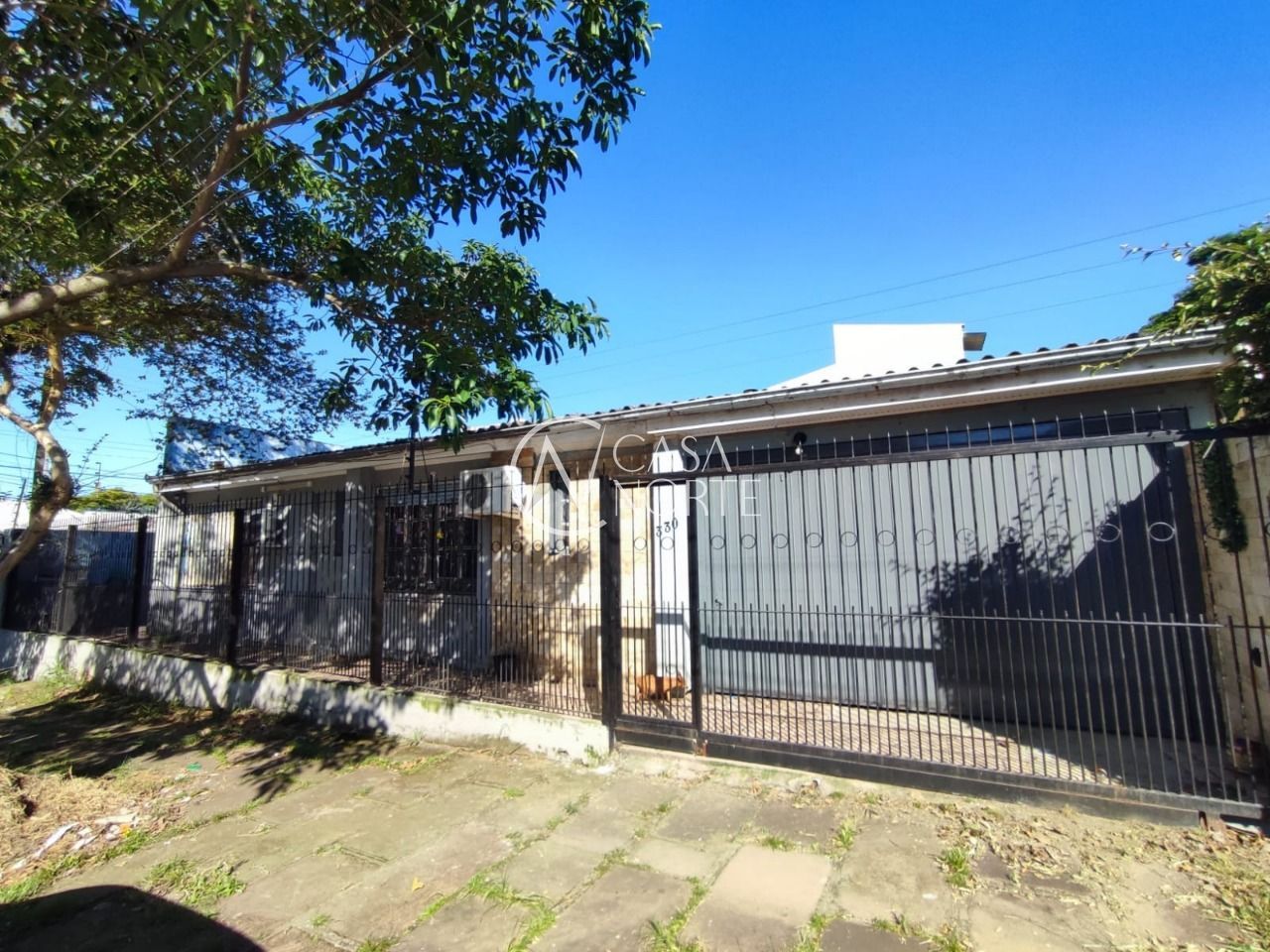 Casa à venda com 3 quartos, 70m², 1 suíte, 2 vagas, Rua Carlos Ferreira no bairro Teresópolis em Porto Alegre