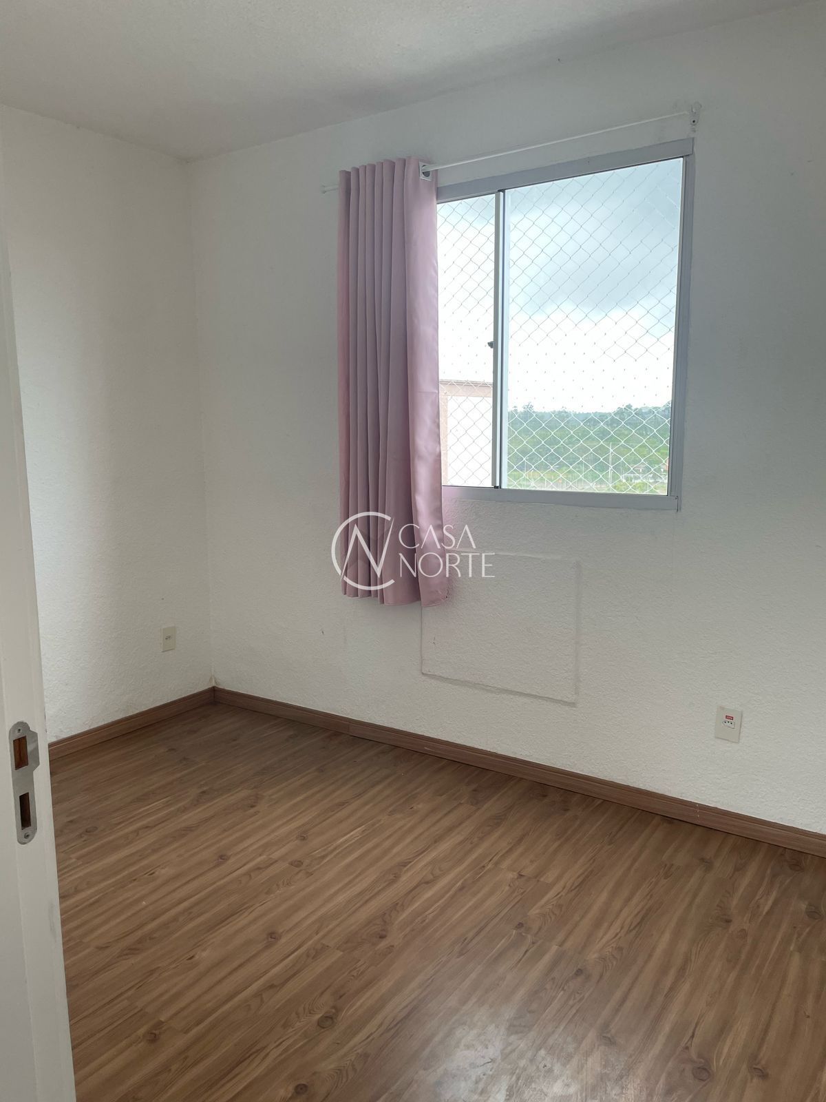 Apartamento à venda com 2 quartos, 40m², 1 vaga, Rua José Iuchno no bairro Hípica em Porto Alegre