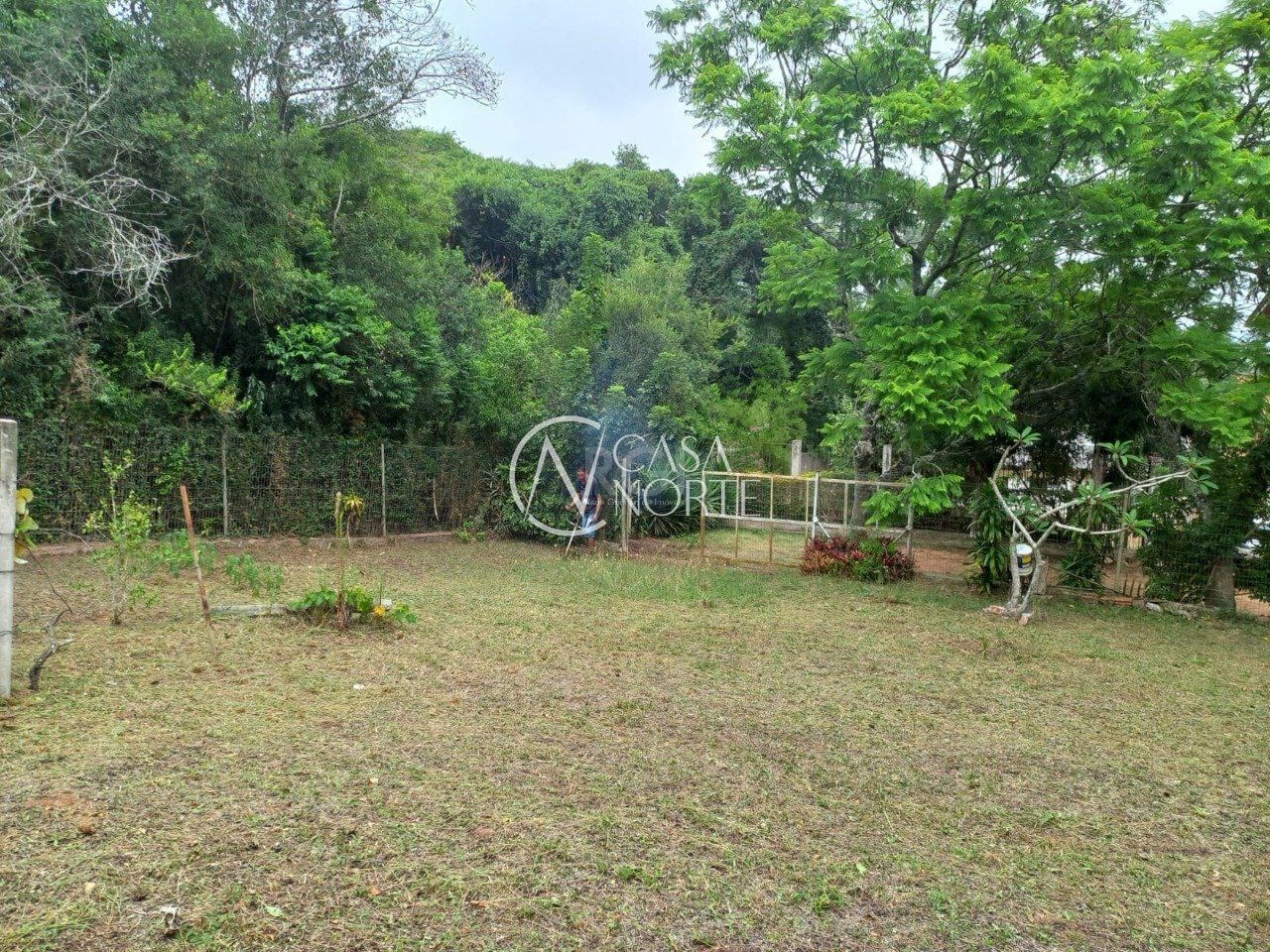 Terreno à venda  com 549m², Rua Antônio Ávila Nunes no bairro Vila Nova em Porto Alegre