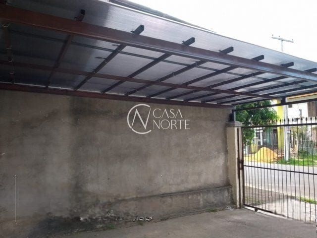 Casa à venda com 3 quartos, 65m², 1 vaga, Rua Elvira Dendena no bairro Hípica em Porto Alegre