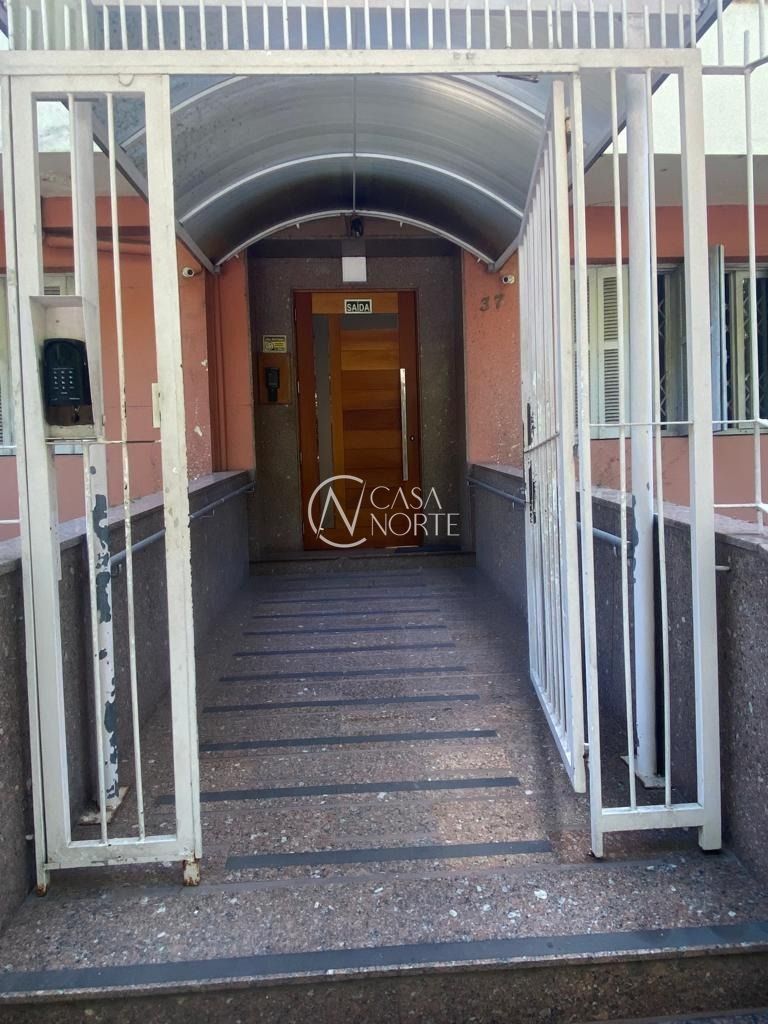 Apartamento à venda com 3 quartos, 76m², 1 vaga, Rua General Neto no bairro Floresta em Porto Alegre