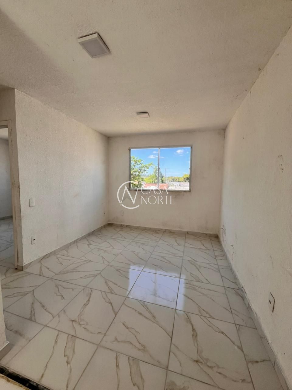 Apartamento à venda com 2 quartos, 33m², 1 vaga, Rua Sabino Pereira Nunes no bairro Restinga em Porto Alegre