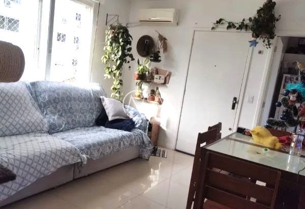Apartamento à venda com 3 quartos, 65m², 1 vaga, Rua Livramento no bairro Santana em Porto Alegre