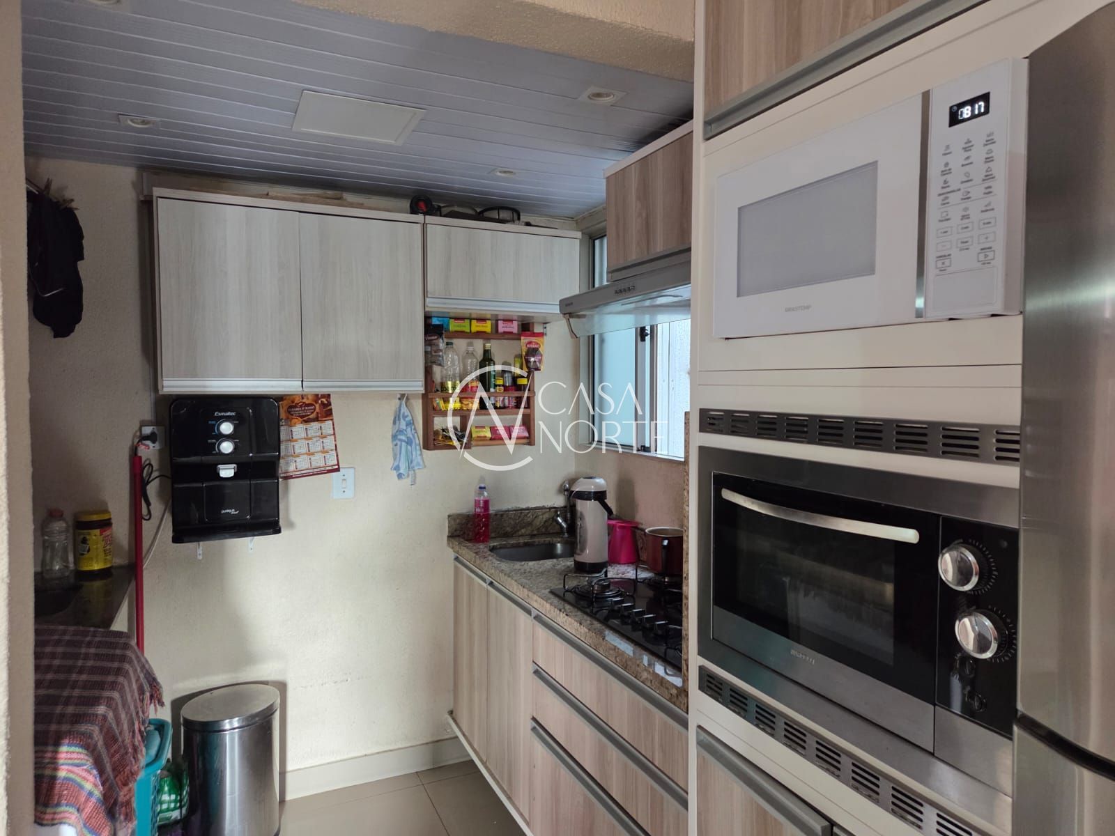 Apartamento à venda com 2 quartos, 43m², 1 vaga, Rua São Guilherme no bairro Vila São José em Porto Alegre