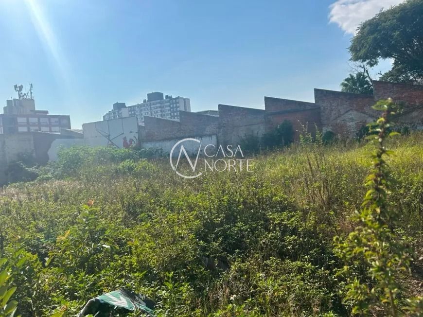 Terreno à venda  com 1100m², Rua Dom Pedro II no bairro São João em Porto Alegre