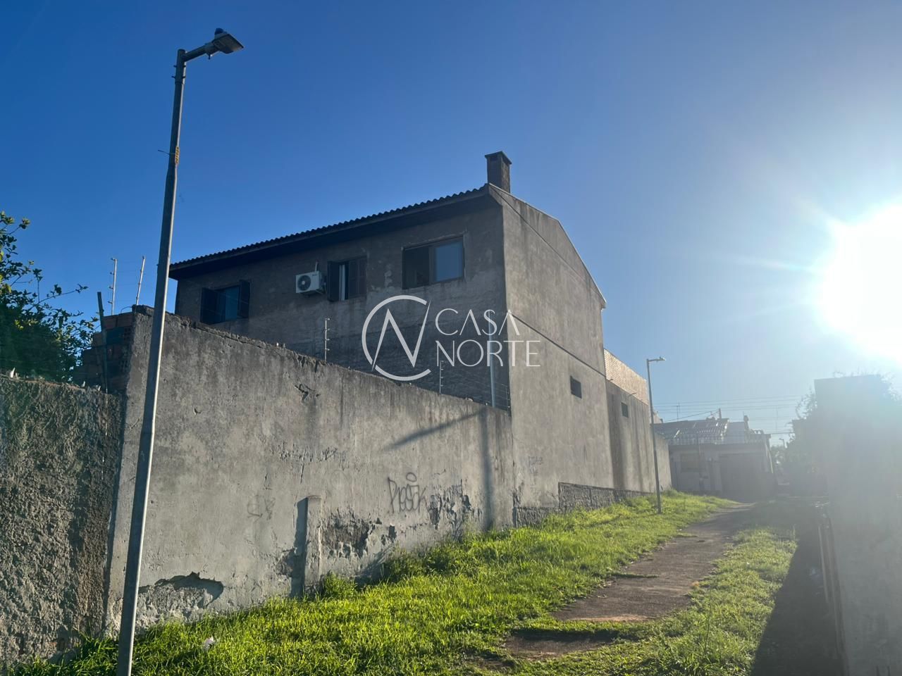 Casa Comercial à venda com 1 quarto, 110m², 11 vagas, Rua Engenheiro José Batista Pereira no bairro Jardim Leopoldina em Porto Alegre