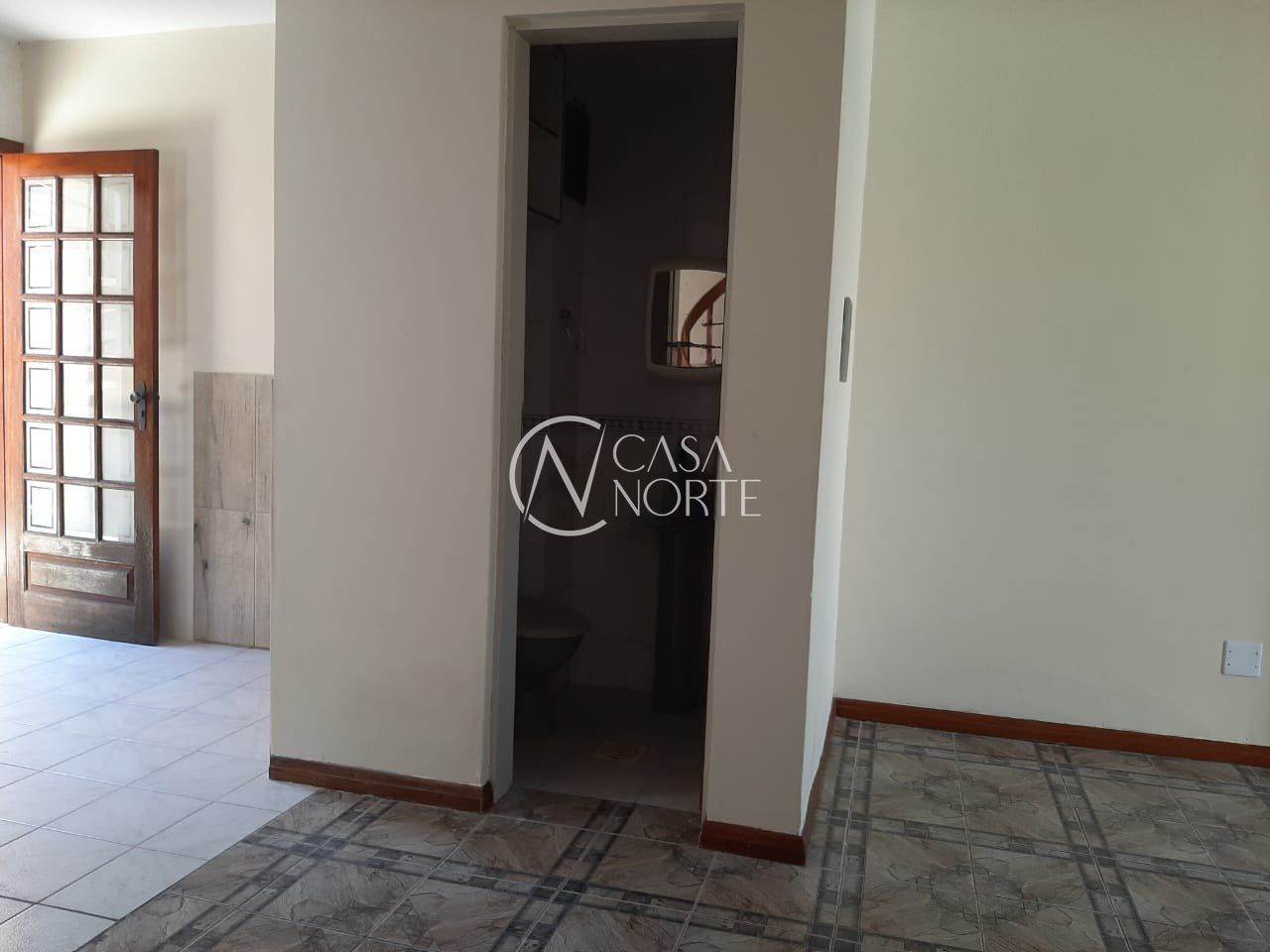 Casa à venda com 3 quartos, 62m², 2 vagas, Rua Geraldo Pastoriza no bairro Hípica em Porto Alegre