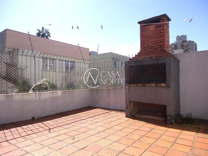 Apartamento à venda com 2 quartos, 94m², 1 vaga, Rua Valparaíso no bairro Jardim Botânico em Porto Alegre