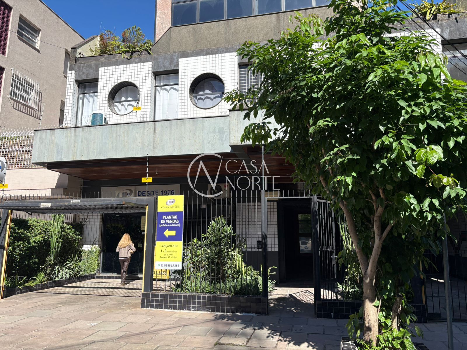 Sala Comercial à venda , 33m², Rua César Lombroso no bairro Rio Branco em Porto Alegre