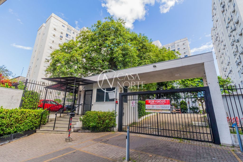 Apartamento à venda com 3 quartos, 70m², 1 suíte, 1 vaga, Avenida Bento Gonçalves no bairro Partenon em Porto Alegre