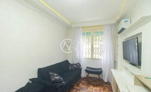 Apartamento à venda com 3 quartos, 64m², Avenida Princesa Isabel no bairro Azenha em Porto Alegre