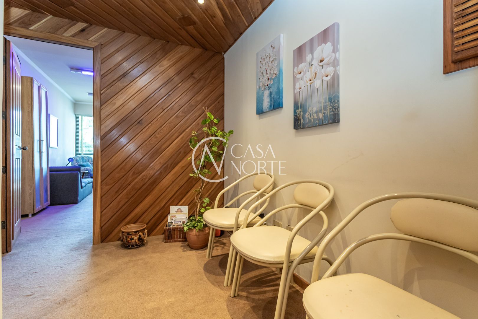 Conjunto Comercial à venda com 2 quartos, 38m², Rua Felipe Neri no bairro Auxiliadora em Porto Alegre