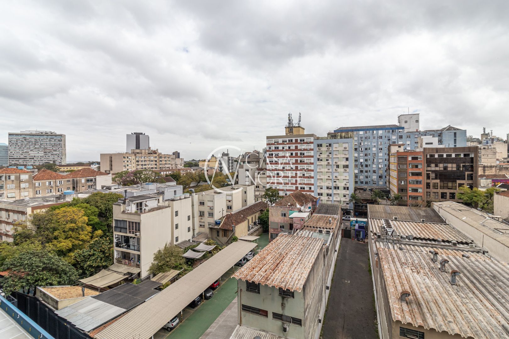 Apartamento à venda com 2 quartos, 60m², 1 suíte, 1 vaga, Rua José do Patrocínio no bairro Cidade Baixa em Porto Alegre