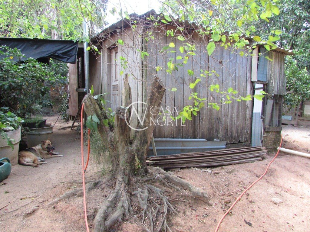Sítio à venda com 2 quartos, 80m², Avenida Edgar Pires de Castro no bairro Lageado em Porto Alegre