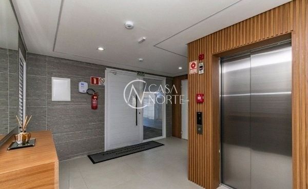 Apartamento à venda com 1 quarto, 32m², 1 vaga, Rua Fernando Cortez no bairro Cristo Redentor em Porto Alegre