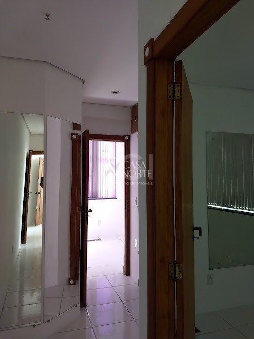 Sala Comercial à venda com 1 quarto, 45m², Rua Ramiro Barcelos no bairro Moinhos de Vento em Porto Alegre