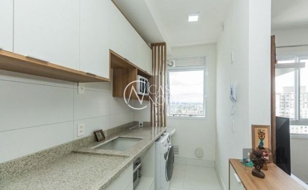 Apartamento à venda com 2 quartos, 55m², 1 suíte, 1 vaga, Rua Sapê no bairro Passo da Areia em Porto Alegre