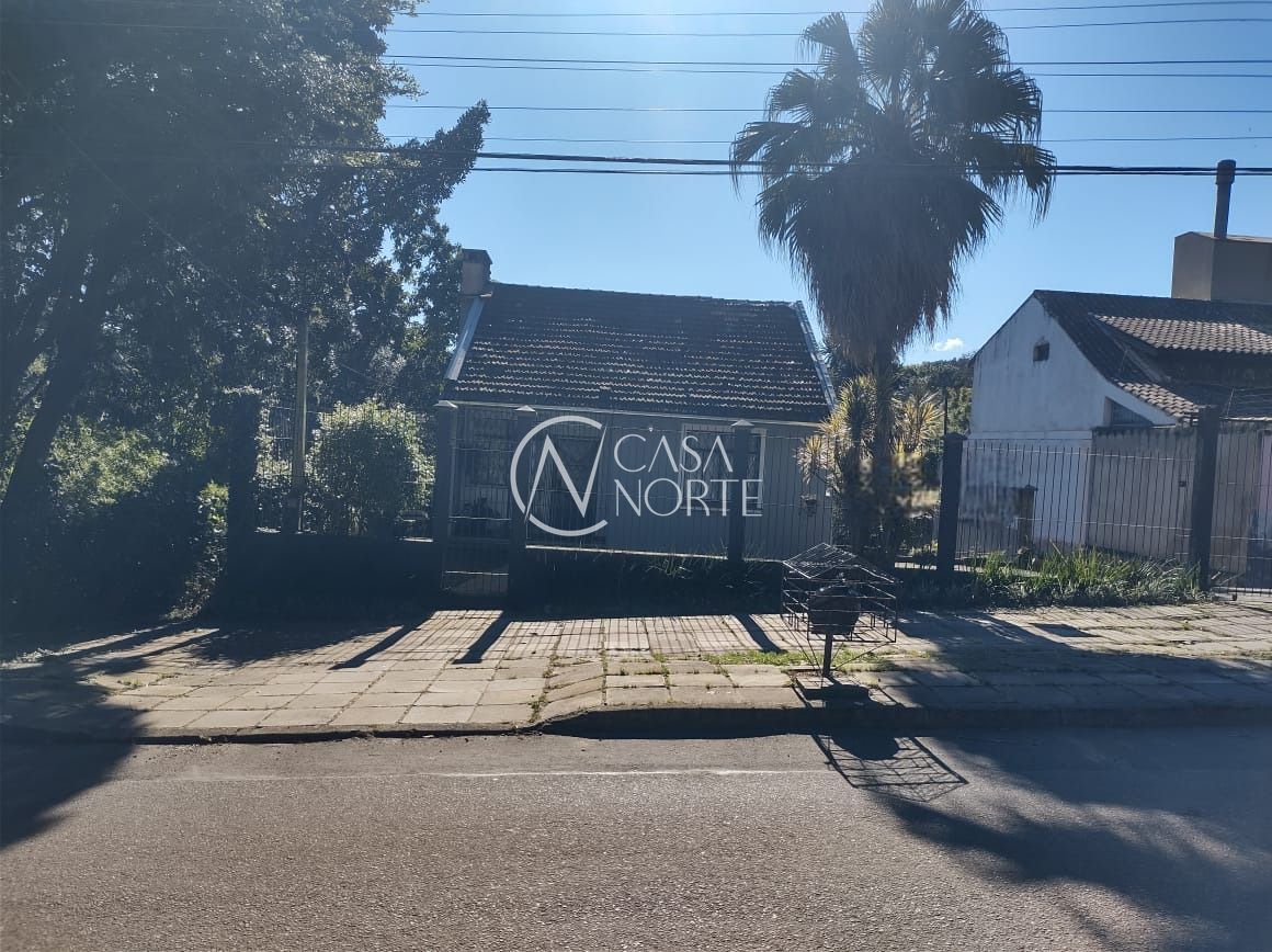 Casa à venda com 2 quartos, 165m², 6 vagas, Avenida Engenheiro Ludolfo Boehl no bairro Teresópolis em Porto Alegre