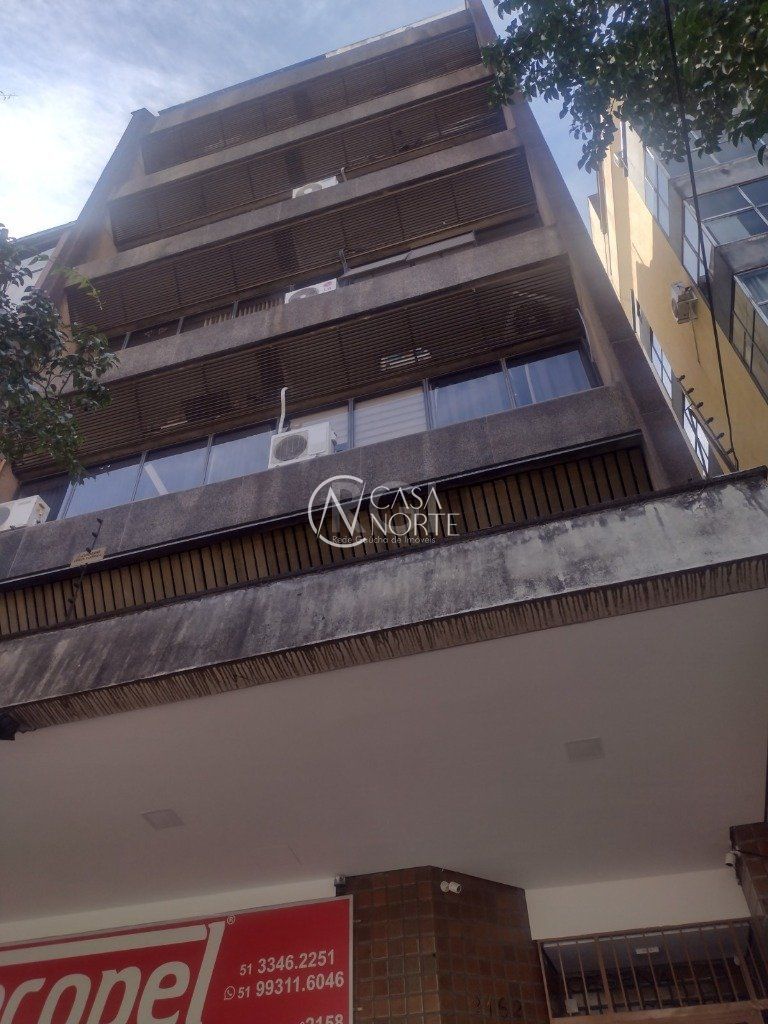 Sala Comercial à venda , 33m², Avenida Cristovao Colombo no bairro Floresta em Porto Alegre