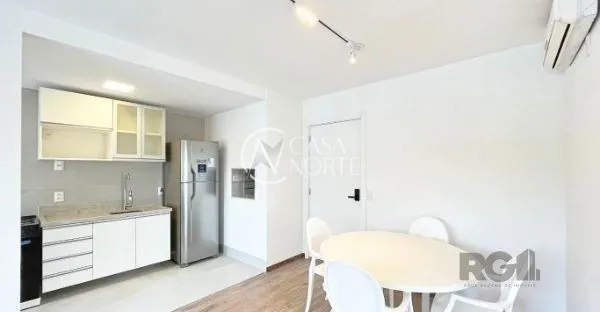 Apartamento à venda com 2 quartos, 69m², 1 suíte, 1 vaga, Rua Silva Jardim no bairro Auxiliadora em Porto Alegre