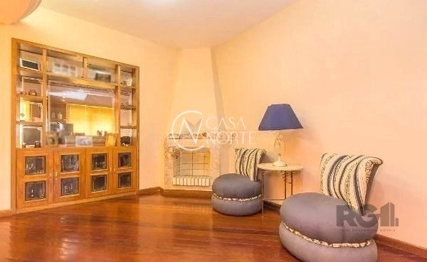 Casa de Condomínio à venda com 3 quartos, 130m², 1 suíte, 2 vagas, Rua Manoel Lopes Meirelles no bairro Jardim Sabará em Porto Alegre